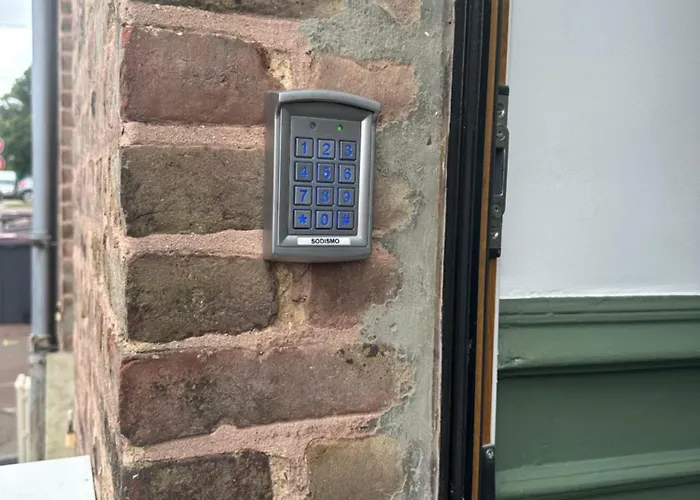 En Rez De Chaussée Avec Extérieur *