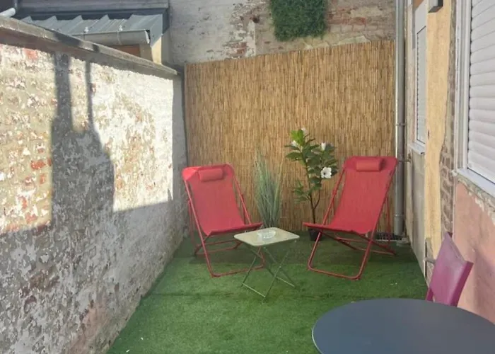 En Rez De Chaussée Avec Extérieur Appartamento Abbeville